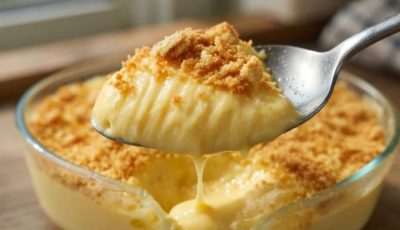 Golden Crumble Custard Delight