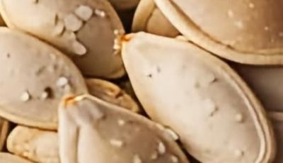 Pumpkin Seeds: Simple Ways to Add Nutrient-Rich Support for Men’s Prostate Wellness Naturally