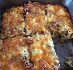 Low-Carb Bacon Cheeseburger Casserole