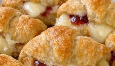 Oven Baked 3-Ingredient Crescent Brie Bites (The Easiest, Cheesiest Appetizer You’ll Ever Make)